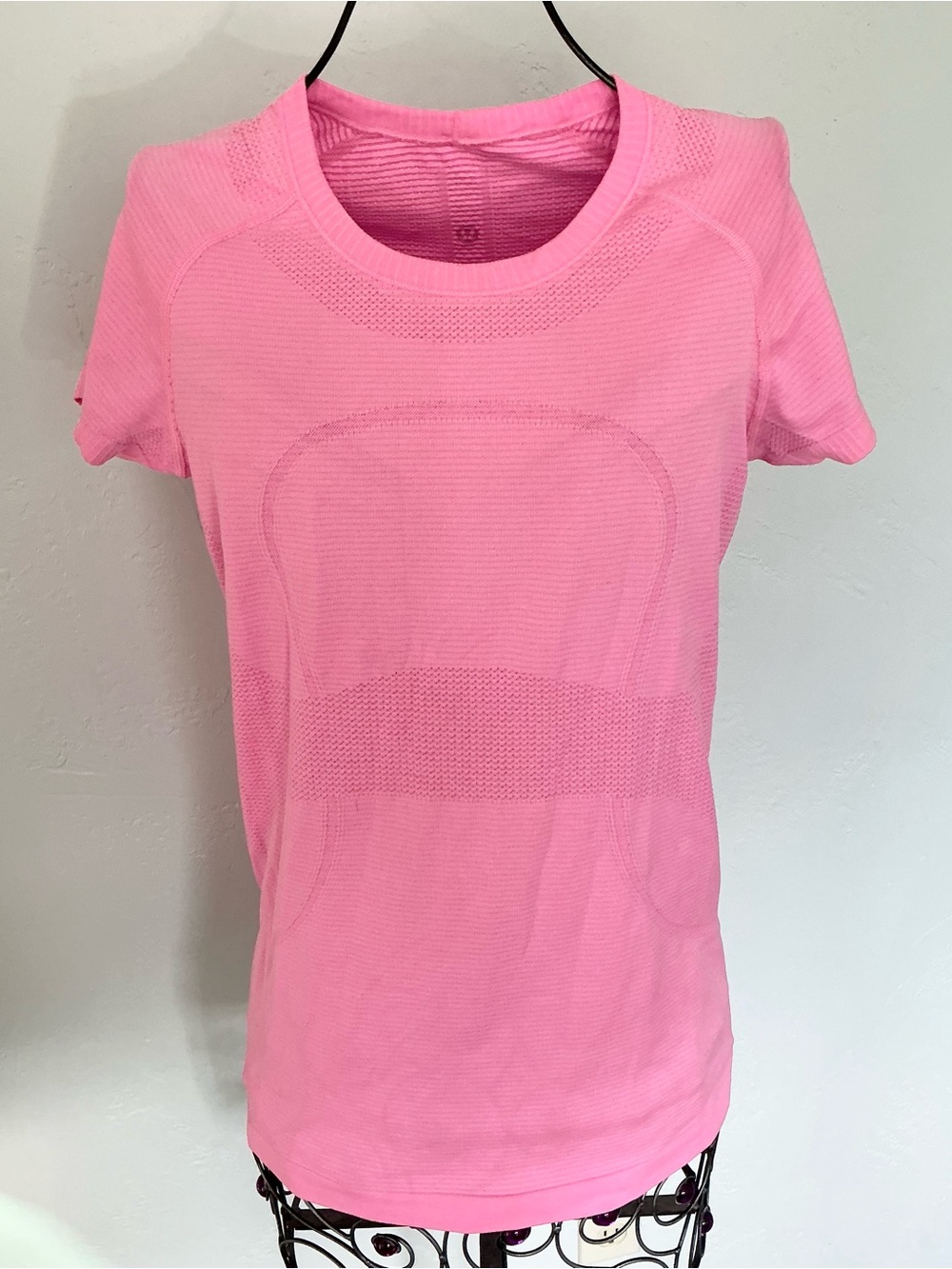 Lululemon Swiftly Performance Tee - Pink